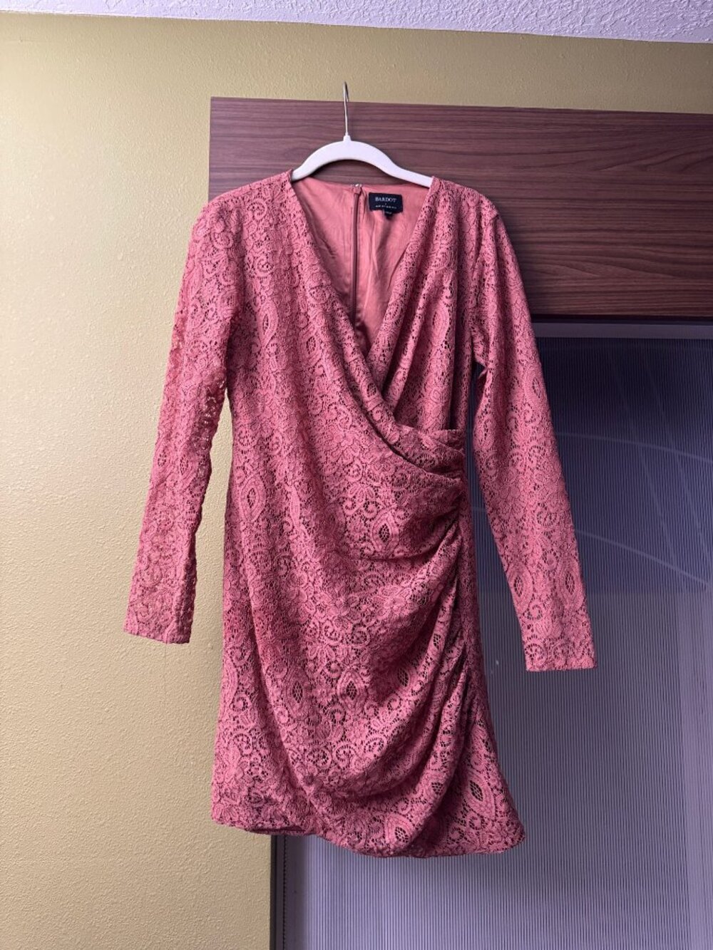 Bardot Rust Pink Lace Long Sleeve Faux Wrap Mini Dress Size L (8)